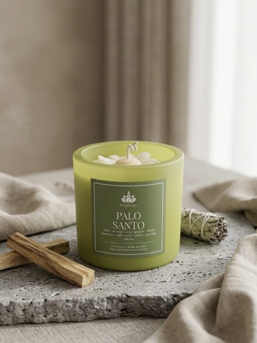 SoyViento świeca sojowa zapach palo santo w grubym jasno zielonym matowym szkle 190 g